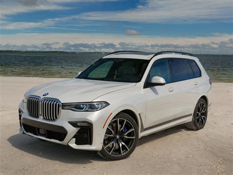 2019 BMW X7 Review - AutoGuide.com