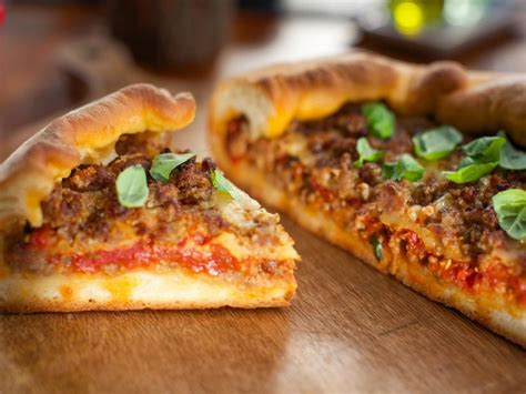 Cookbook author, actress and food network star valerie bertinelli is continuing her healthy cooking kick in 2020 with even more recipes that are low in carbs but big on flavor. Deep-Dish Sausage Pizza Recipe | Valerie Bertinelli | Food ...