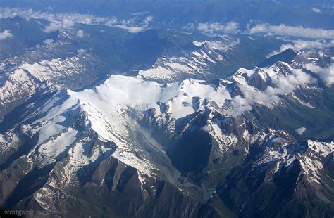 Alle informationen zum snowboarden und skifahren kärnten. Glockner-Massiv mit Pasterze, Salzburg-Kärnten, Österreich