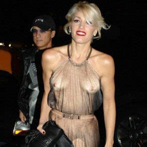 Pics gwen stefani nude Gwen Stefani