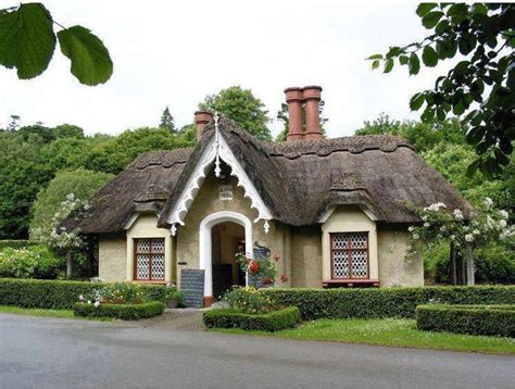 Thatched Roof Cottage Ireland Cottage Irish Cottage Beautiful Cottages