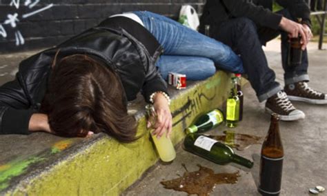 Is Drinking In Public Illegal In Sf?
