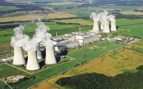 Je naše důvěra něčím podložena nebo jsme spíše „usnuli na růžích? Jaderná elektrárna Dukovany