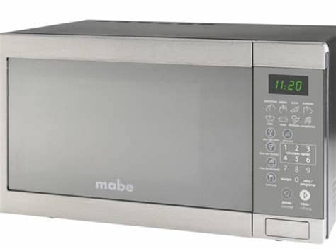 El horno de microondas es un electrodoméstico usado en la cocina para cocinar o calentar alimentos que funciona mediante la generación de ondas electromagnéticas en la frecuencia de la radiación en torno a los 2450 mhz (2.45 109 hz). Cocina en el microondas | Me lo dijo Lola