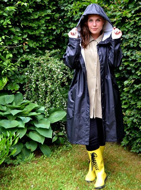 Black Pvc Hooded Raincoat Regenmantel Regen Mode Kleidung