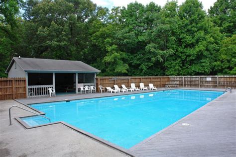 It is home to good populations of largemouth bass, smallmouth bass, crappie, catfish, and white and yellow perch, but it is really known for its exceptional striped bass fishery. Smith Mountain Lake House For Sale By Owner | Smith ...