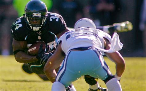 Lamar jackson is treating chiefs vs. NFL Week 12 Gallery - ESPN