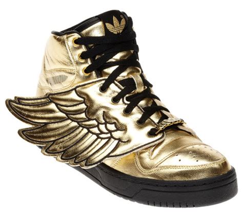 He later returned to become the second gold ranger of the zeo rangers, temporarily receiving those powers from trey of triforia. Jeremy Scott x adidas Originals JS Wings - Gold | Re-Release - nitrolicious.com