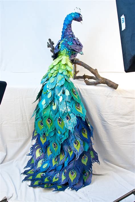 Dcwv Peacock Made Of Paper Beads And Glitter Glue Peacock Crafts