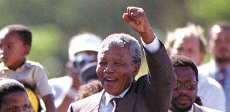 1990 Nelson Mandela Released From Prison After 27 Years