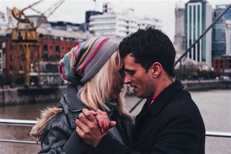 How To Know If You Have An Emotionally Unavailable Partner Lifehack