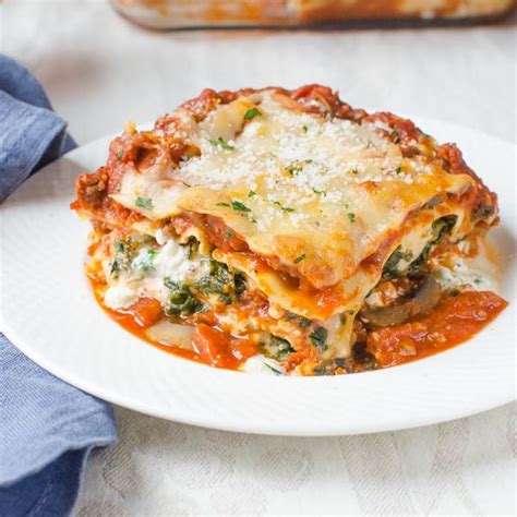 Spicy Sausage And Spinach Lasagna Garlic And Zest