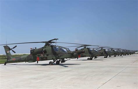 Defense Studies Indonesia Perlu Skuadron Besar Heli Apache