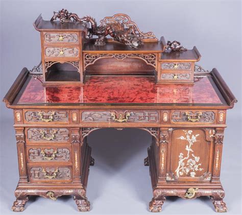 Important Japanese Style Pedestal Desk With Dragons Decoration