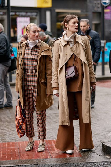 The Latest Street Style From London Fashion Week Fashion Week Street