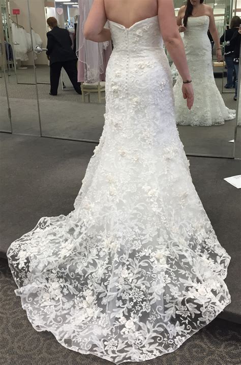 For more wedding gown inspiration, view additional collections from bridal fashion week here. Oleg Cassini Subtle Pink 3D Floral Wedding Dress Preowned ...