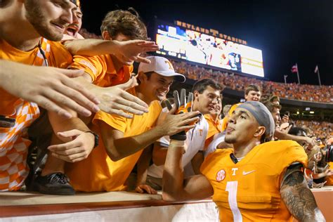 Tennessee Fans Nervous for Vols to Face SEC East Foe Florida - ESPN 98.
