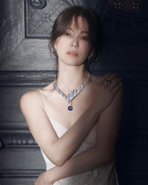 Chosun Online 朝鮮日報 ソン・ヘギョ、またも美しさの頂点を極めるスリップドレス姿が魅惑的
