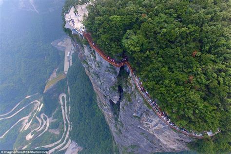 New Glass Bottomed Walkway Opens At 4600ft On A Chinese Mountain