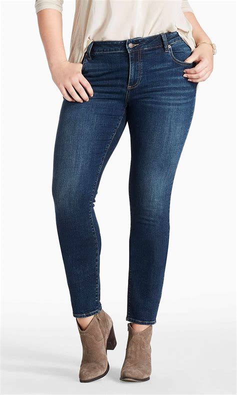 A Guide To The Best Jeans For Plus Size Women Instyle