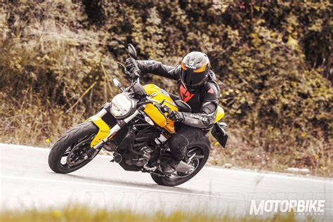 Top Las Mejores Naked Limitables Para El Carnet A Motorbike Magazine