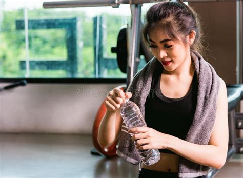 Woman Drink Water After Exercise Workout Stock Image Image Of Holding