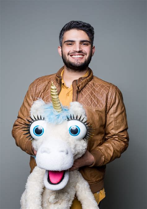 La fundadora de synapbox fue elegida como uno de los 30 under 30 de forbes en la categoría de marketing y publicidad, es. עמרי בר לב - Forbes 30 Under 30