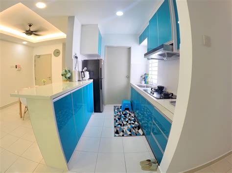 Bisa tetap merasa sejuk meskipun di cuaca panas merupakan tantangan yang rumit. (Gambar) Pemilik Pilih Tema Biru Deko Homestay. Hasilnya ...