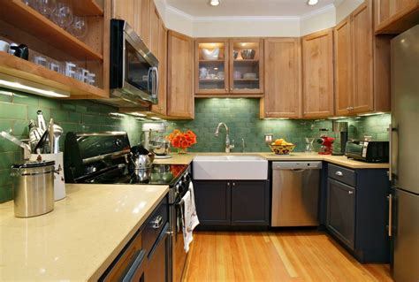 Download kitchen cabinet images and photos. black lower cabinets kitchen - Google Search | Kitchen ...
