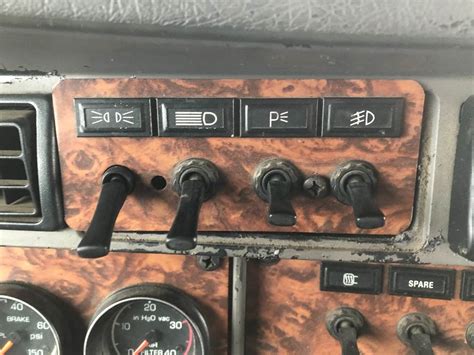 2002 Kenworth T800 Dash Panel For Sale Spencer Ia 24983909