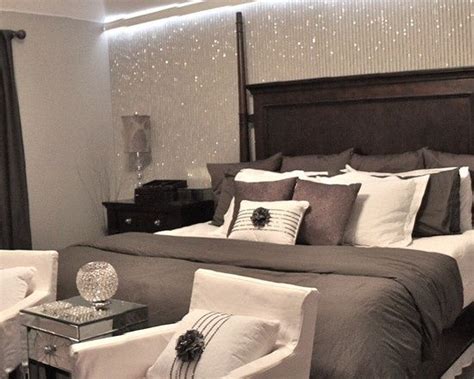With these 40 bedroom paint ideas you'll be able to transform your sacred abode with something new and exciting. bling bedroom decor | Bedroom Glitter Design, Pictures ...