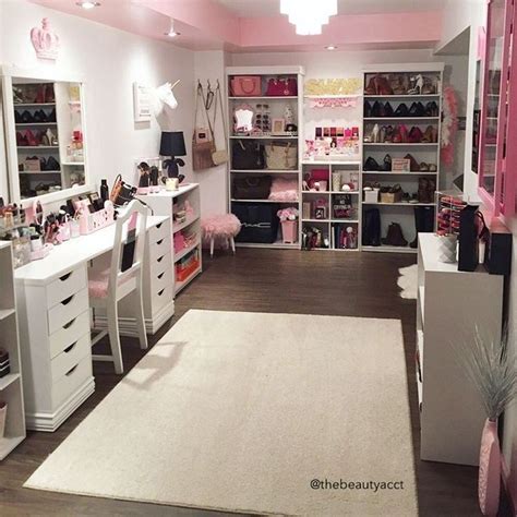41 Beautiful Makeup Room Ideas Organizer And Decorating 35 In 2020