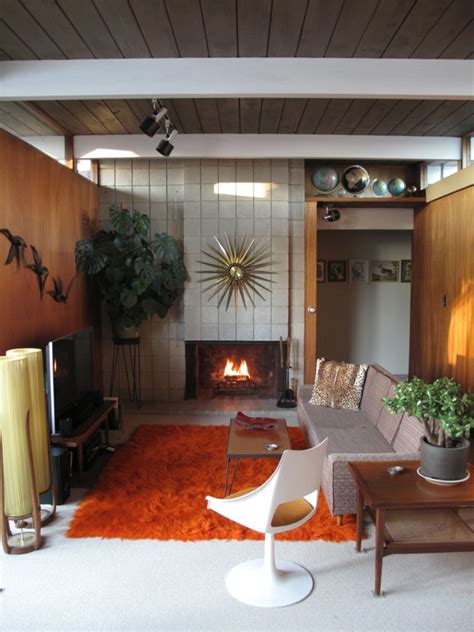 Troy Rearranges His Collections In His New Eichler Ranch