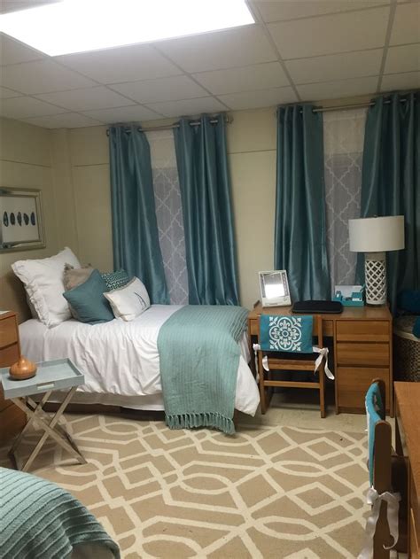 Collins Dorm Room 259 Baylor University Baylor Dorm Rooms Dorm Room