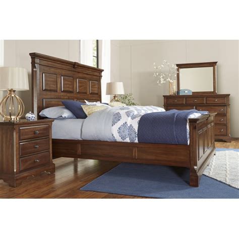 Vaughan Bassett Heritage King Mansion Bed With Decorative Rails In Amish Cherry