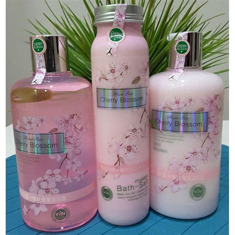 Cherry Blossom Bath Set 3 In 1 Shopee Malaysia