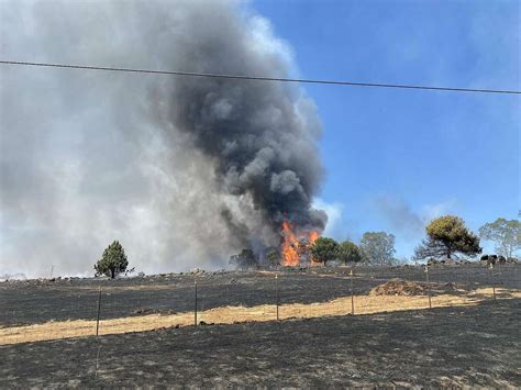 fire crews battle yuba county vegetation fire now at 950 acres