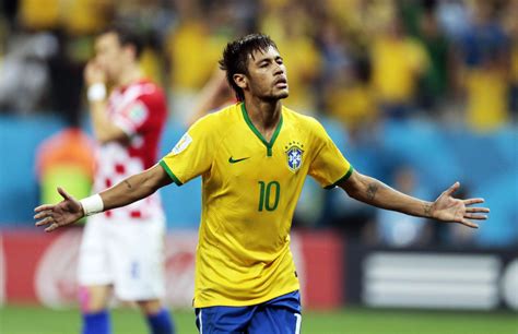 brazil 3 1 croatia neymar steals the show in the world cup debut football gate