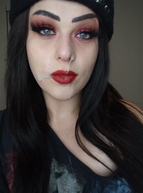 Tb Red Makeup Selfie Allibin