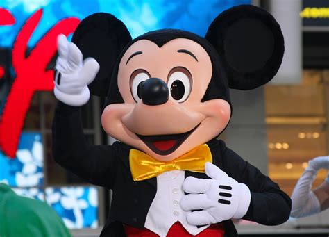 Happy 86th Birthday Mickey Mouse 10 Facts About Worlds Most Famous