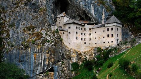 Slovenia Predjama Castle Bing Wallpaper Download