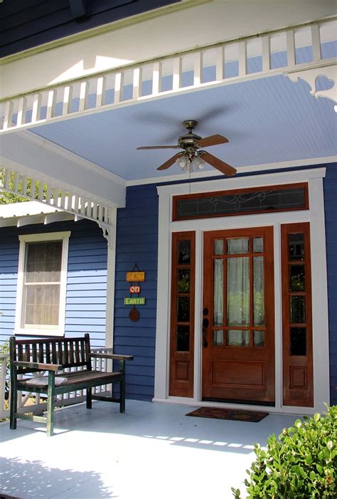 Add history to your porch with a historic sky blue paint color. Historic New Orleans Paint Colors - Aumondeduvin.com
