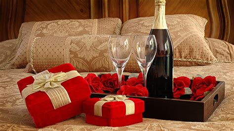 Most Romantic Valentines Day Gifts For Your Girlfriend