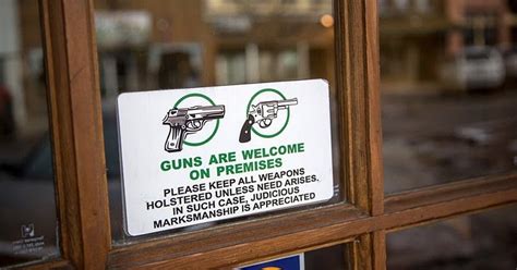 Shooters Grill A Gun Themed Restaurant In Colorado Amusing Planet