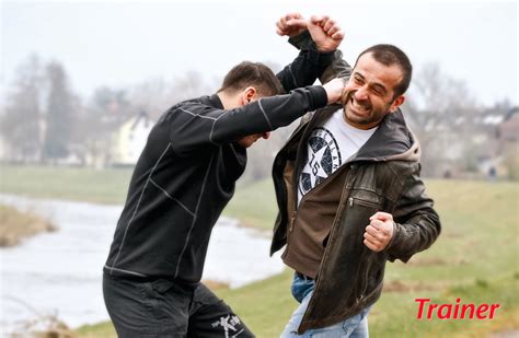 Lest hier mehr über krav maga: Krav Maga: Trainieren wie israelische Spezialeinheiten ...