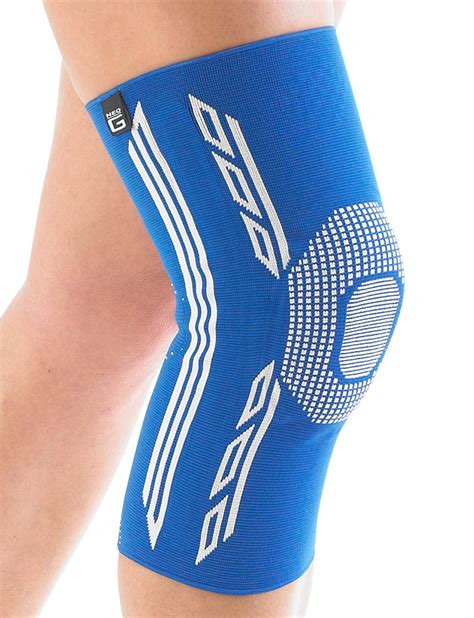 Neo G Airflow Plus Stabilized Knee Support With Silicone Patella