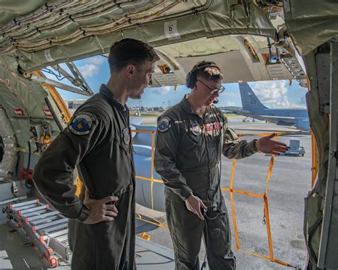Boom Operator Training Refueling Experts Kadena Air Base News