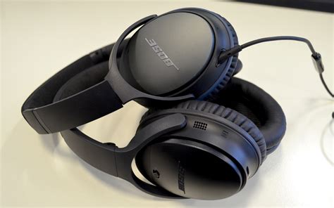 How to disconnect bose headphones from an iphone. Bose QuietComfort 35 review: The wireless, noise ...