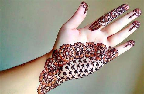 Simple Mehndi Designs For Fingers Top Picks For 2022 Hutchpk