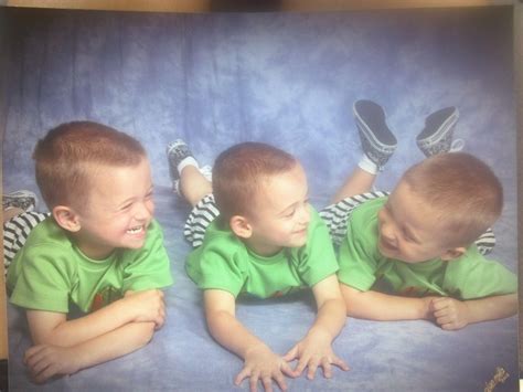 17 Best Images About Triplet Poses On Pinterest Newborn Studio Dads